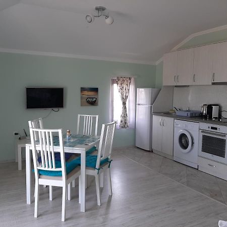 تساريفو La Mer Apartments المظهر الخارجي الصورة